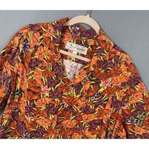 Bayou Wear New Orleans Jazz Fest Shirt Mens XL Orange Crawfish Pocket